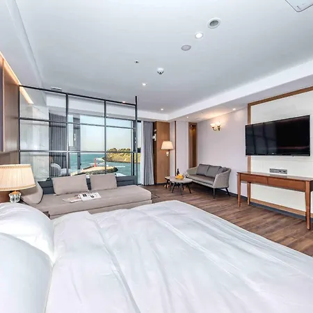 Dyne Oceano Hotel Jeju Exterior photo