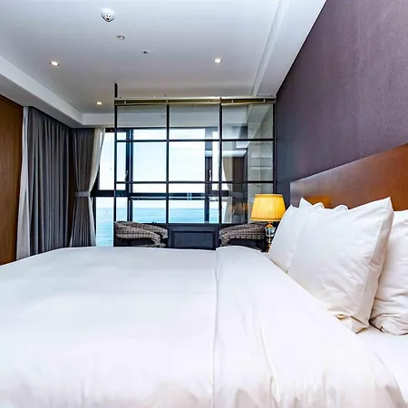 Dyne Oceano Hotel Jeju Exterior photo