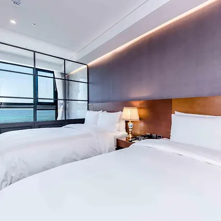 Dyne Oceano Hotel Jeju Exterior photo