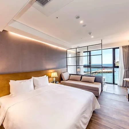 Dyne Oceano Hotel Jeju Exterior photo