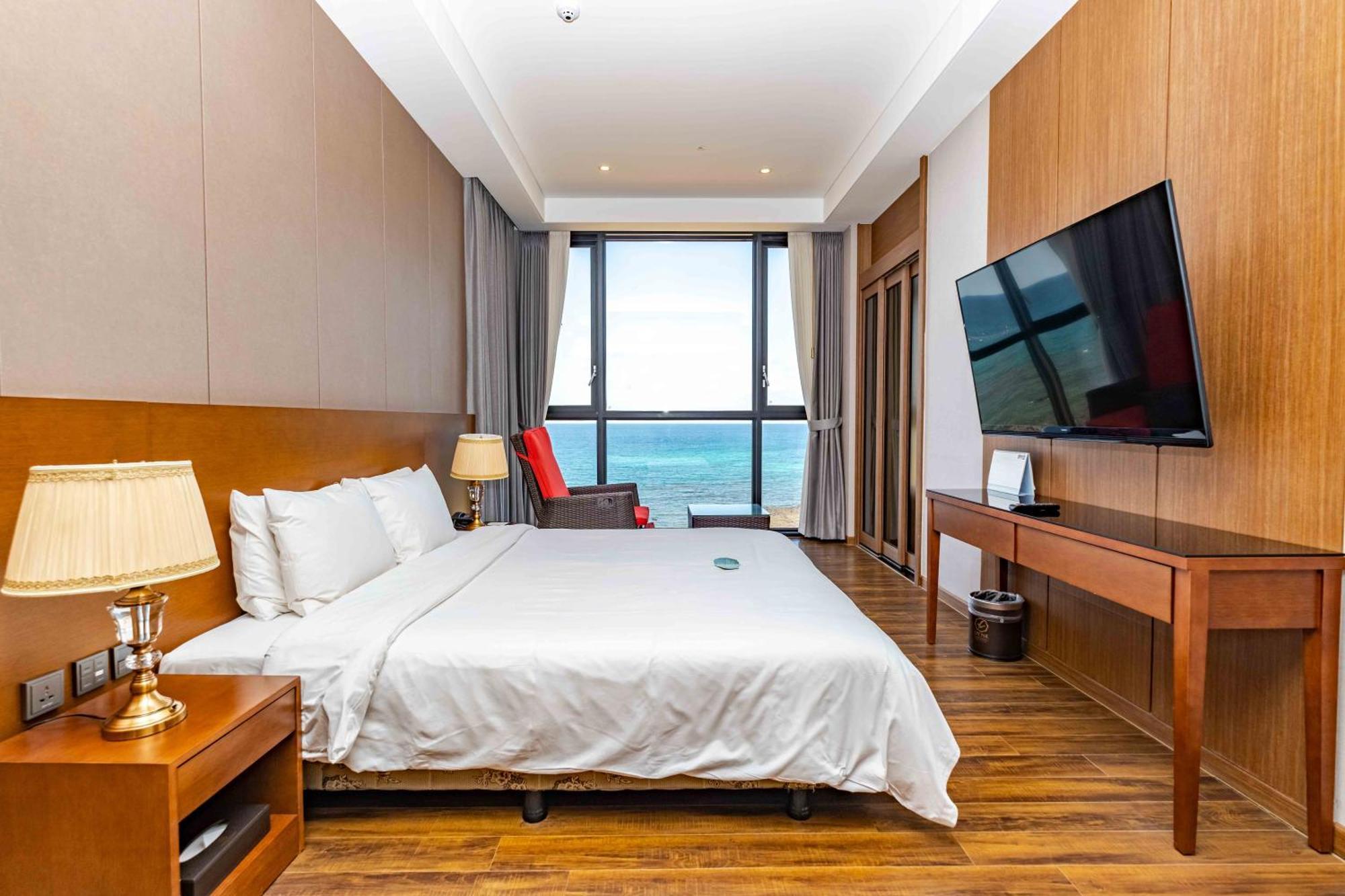 Dyne Oceano Hotel