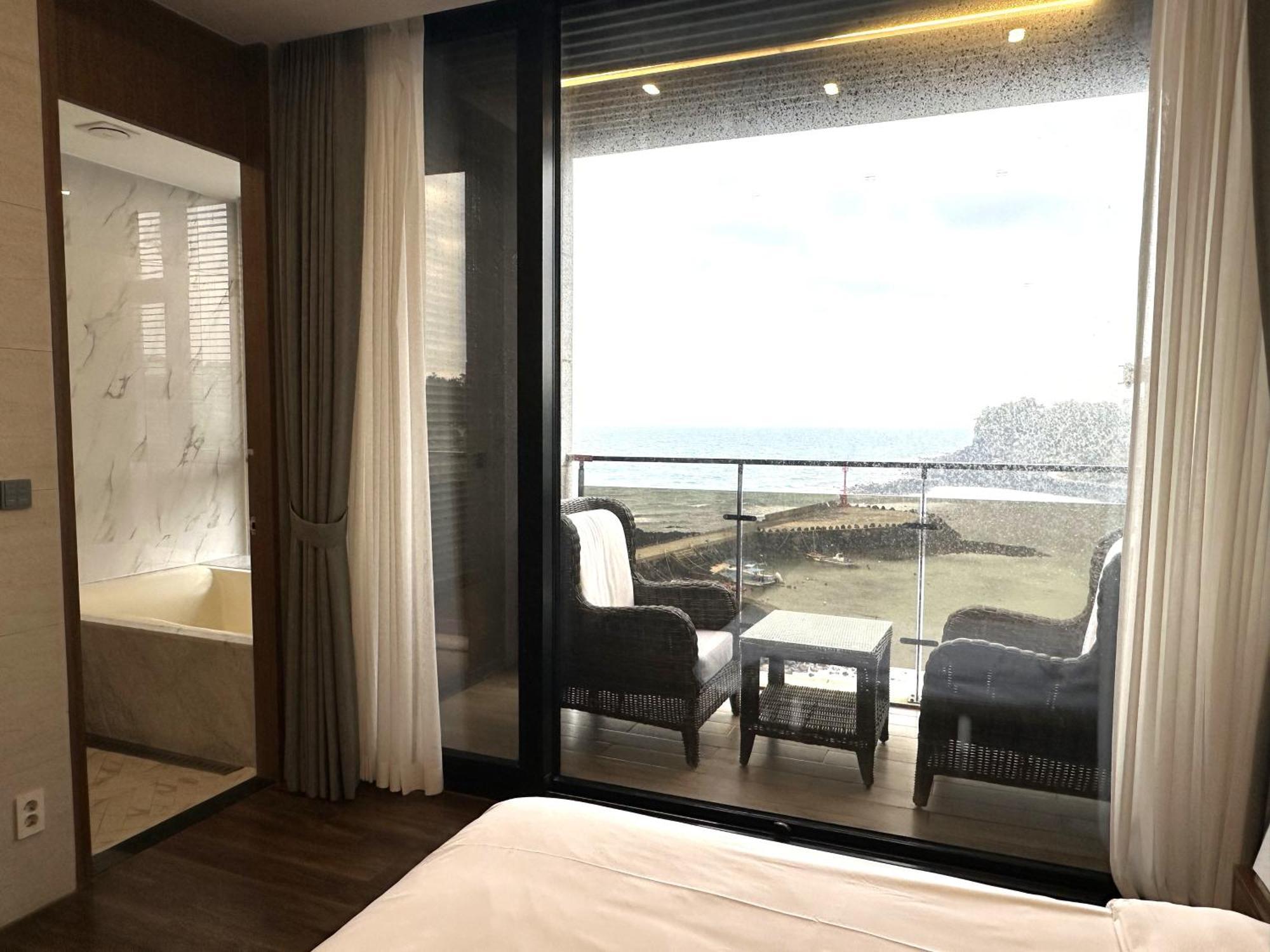 Dyne Oceano 4* Jeju