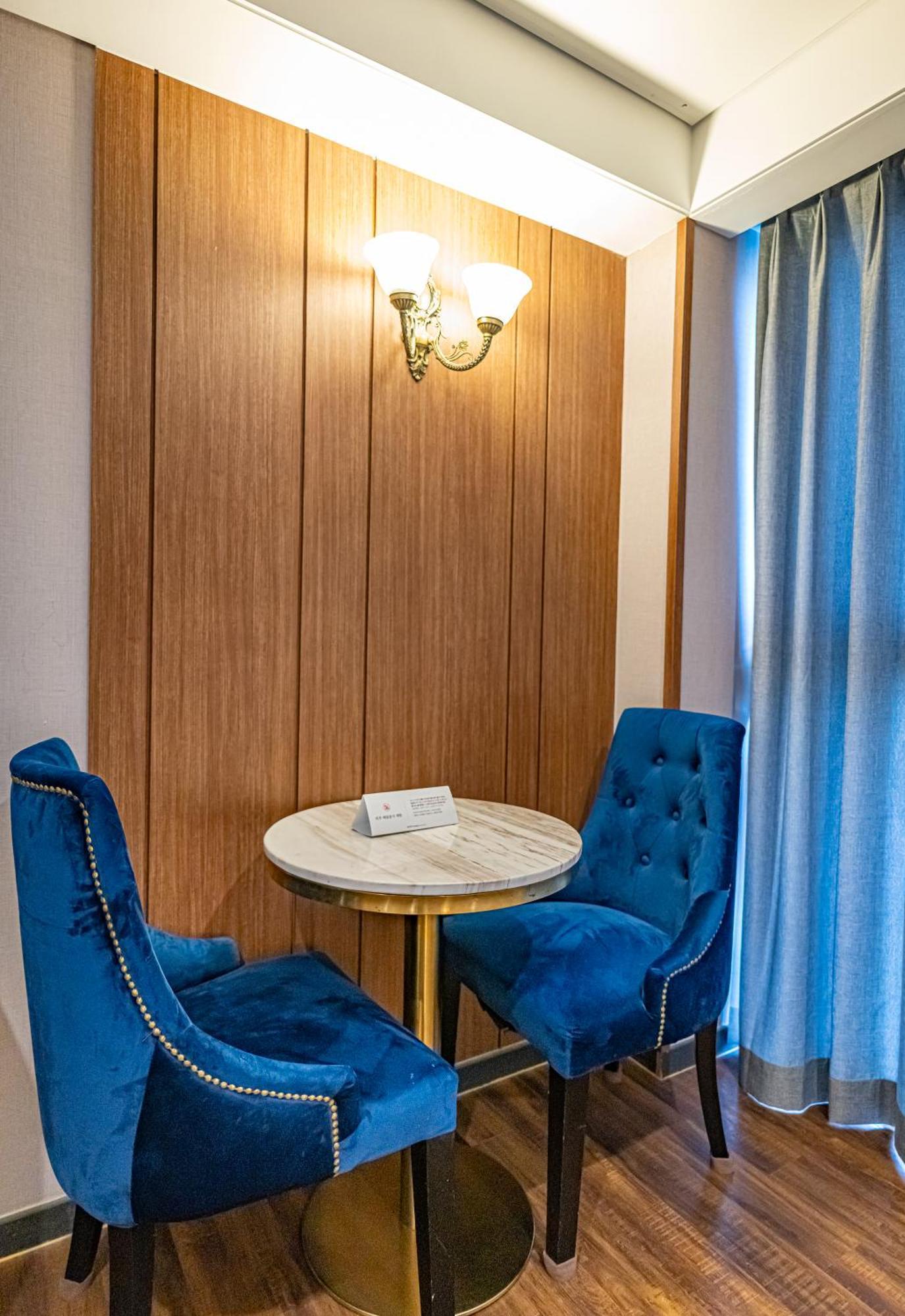 Dyne Oceano Hotel